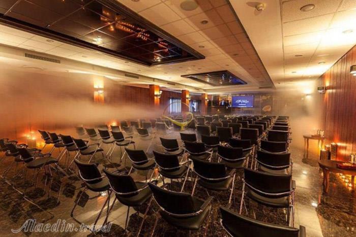 سالن ملل هتل هویزه تهران