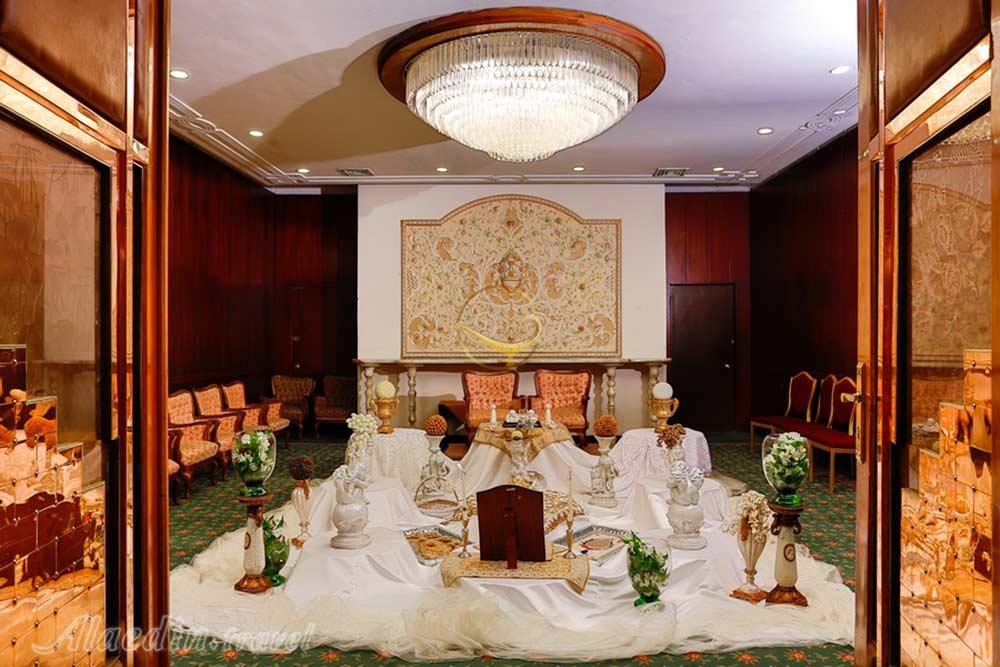سالن سنبل هتل لاله تهران | علاءالدین تراول