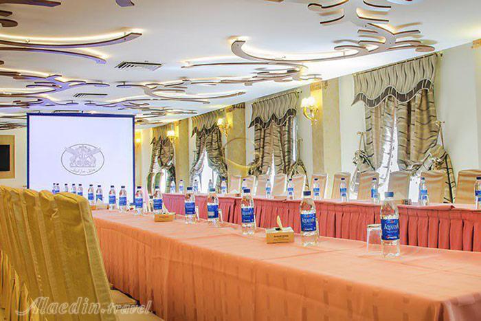 سالن ساینا هتل مارلیک تهران | علاءالدین تراول