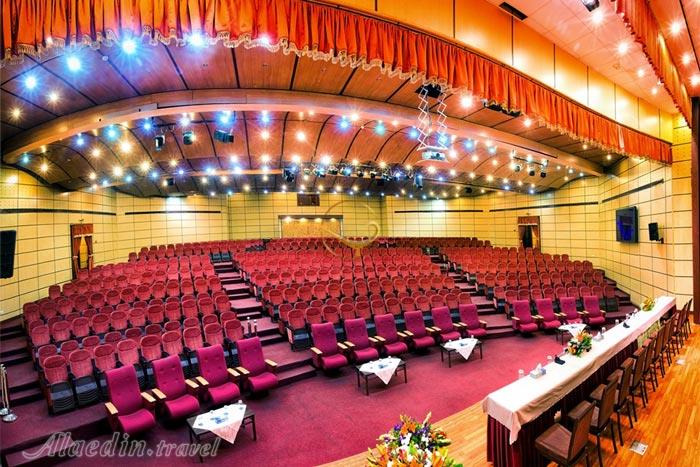 سالن همایش های بین المللی هتل المپیک تهران | علاءالدین تراول