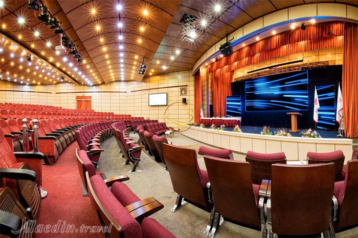 سالن همایش های بین المللی هتل المپیک تهران | علاءالدین تراول