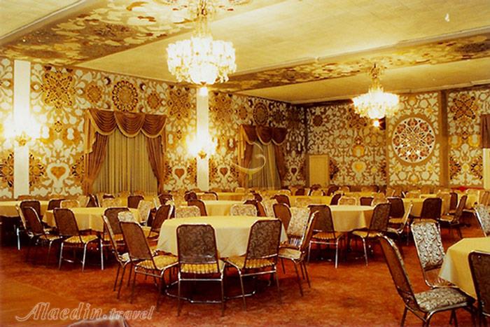 سالن زمرد هتل پارسیان کوثر تهران | علاءالدین تراول