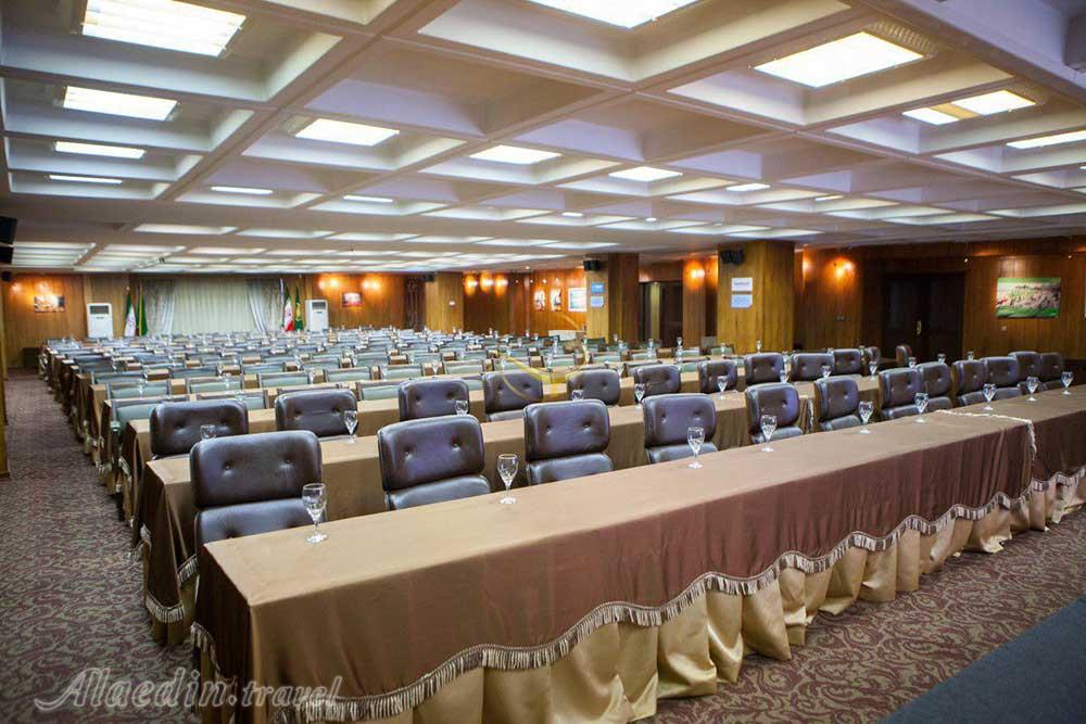 مرکز همایش‌های بین‌المللی رایزن | علاءالدین تراول