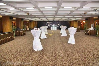 سالن فردوسی مرکز همایش‌های بین المللی رایزن تهران