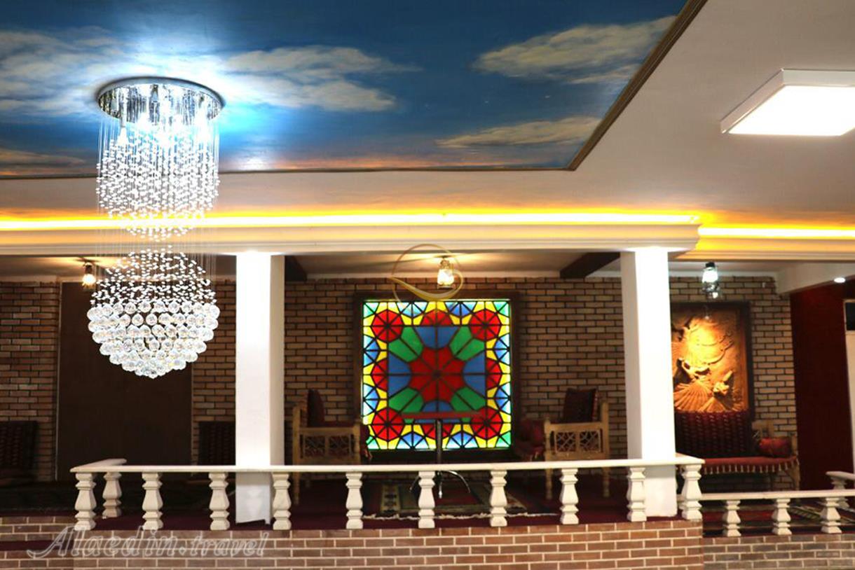 سالن کنفرانس موسسه فرهنگی مطالعاتی شمس الشموس | علاءالدین تراول