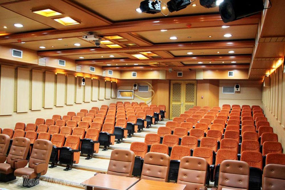 سالن آمفی تئاتر جهاد دانشگاهی صنعتی شریف | علاءالدین تراول