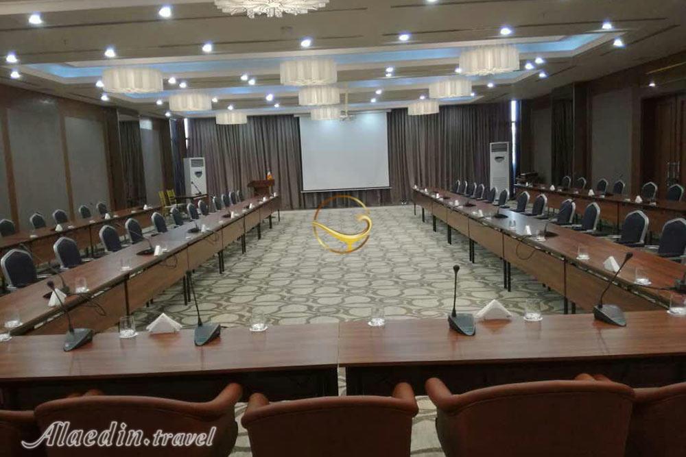 سالن های هتل آنا ارومیه | علاءالدین تراول