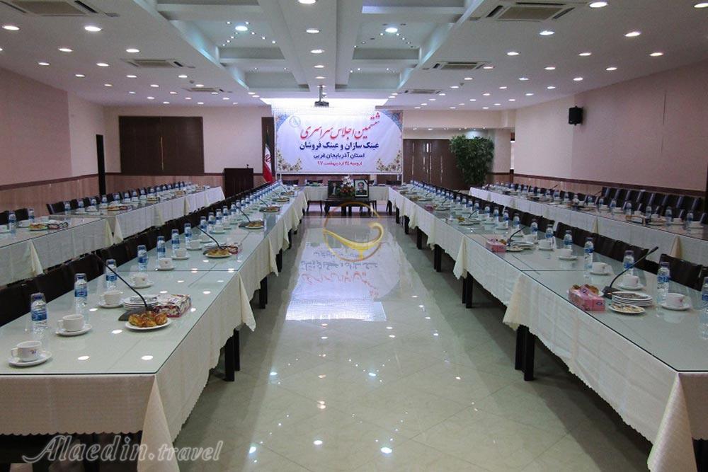 اتاق جلسات هتل پارک ارومیه | علاءالدین تراول