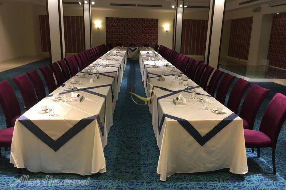 سالن چشم انداز 1 هتل ارگ جدید یزد | علاءالدین تراول