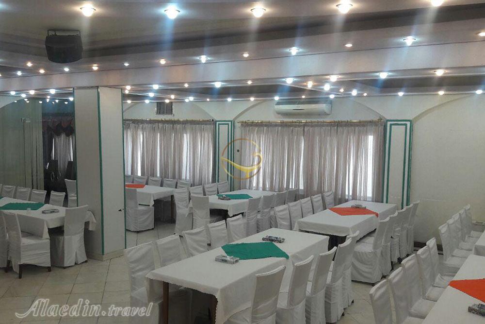 سالن ارکیده هتل جهانگردی یزد | علاءالدین تراول