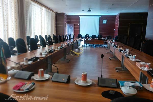 سالن مهر هتل زنبق یزد