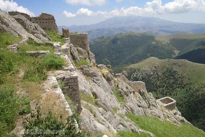 تور قلعه بابک جنگل های ارسباران
