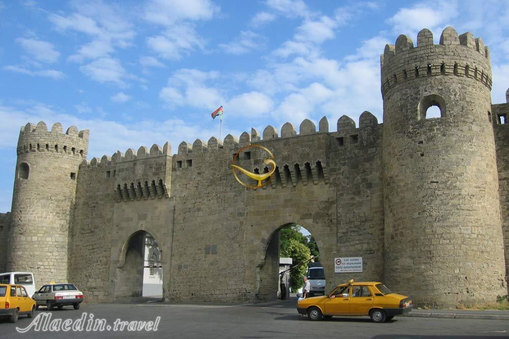 شهر قدیمی ایچری باکو آذربایجان | تور آذربایجان علاءالدین تراول