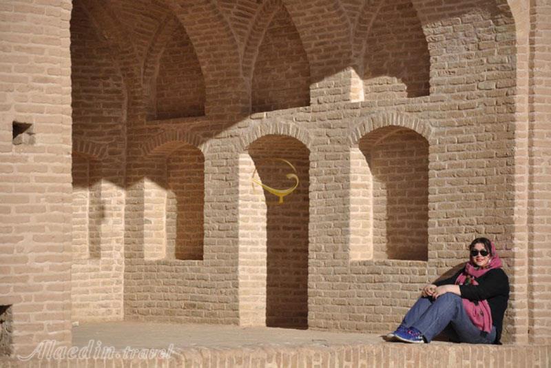 تور کویر بند ریگ؛ شهر زیرزمینی اویی | علاءالدین تراول