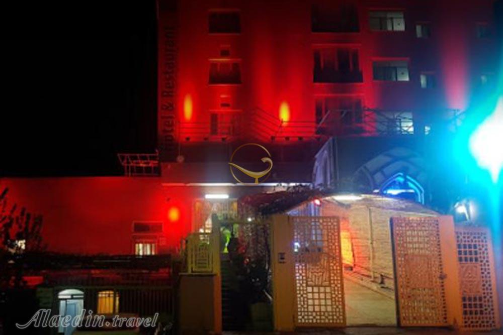 تور هتل ابیانه | علاءالدین تراول