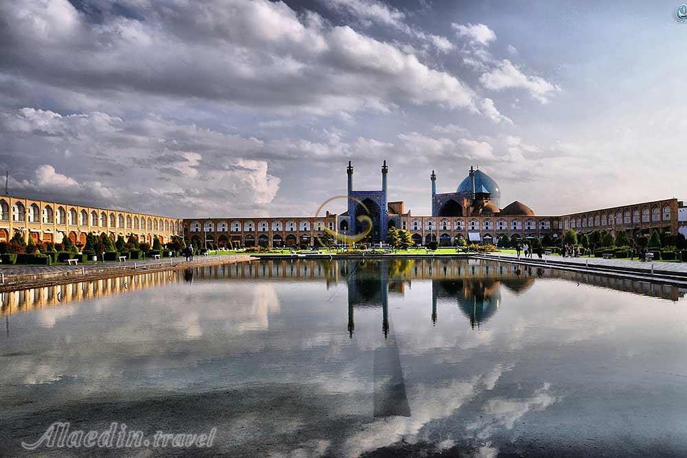 میدان نقش جهان (امام) اصفهان | علاءالدین تراول