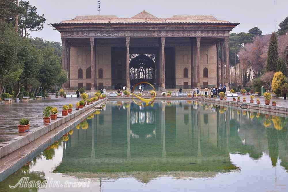 کاخ چهل ستون اصفهان - باغ های ایرانی | علاءالدین تراول