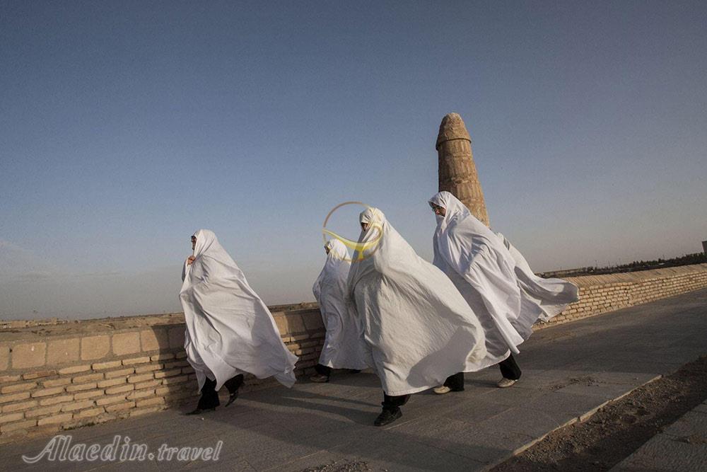 تور کویر خارا؛ کاشان، ورزنه