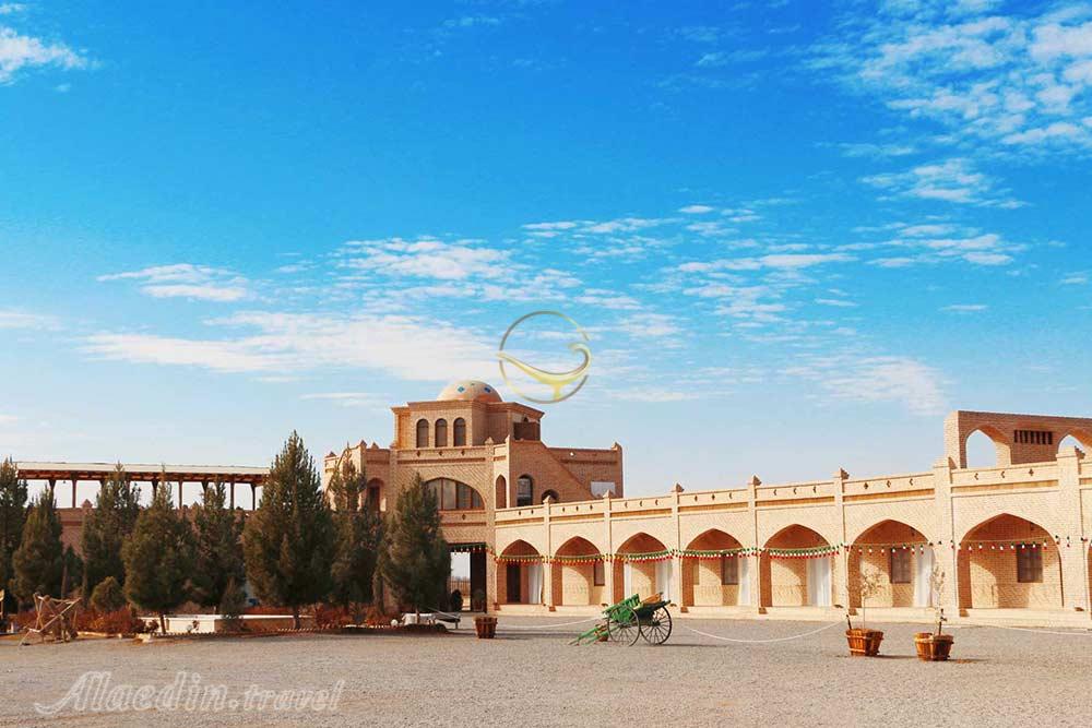 تور کویر متین آباد یک روزه | علاءالدین تراول