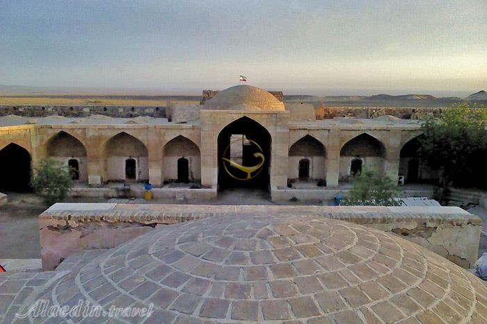 قصر بهرام گور در گرمسار استان سمنان | علاءالدین تراول