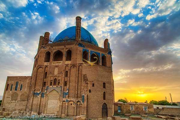 تور زنجان تخت سلیمان گنبد سلطانیه