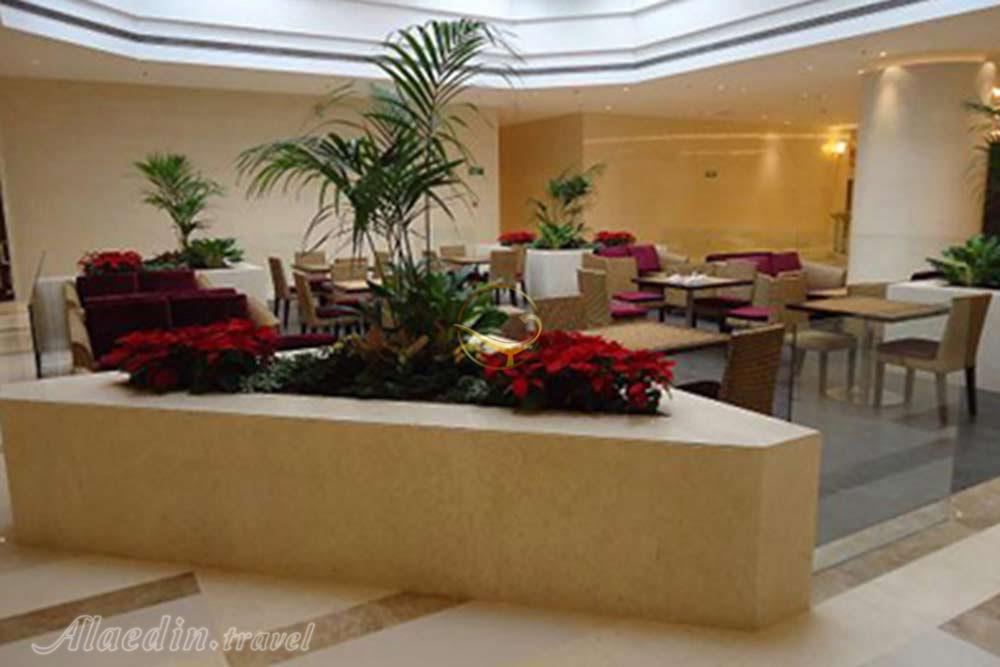 کافی شاپ هتل سه ستاره آزادی ماهشهر | علاءالدین تراول