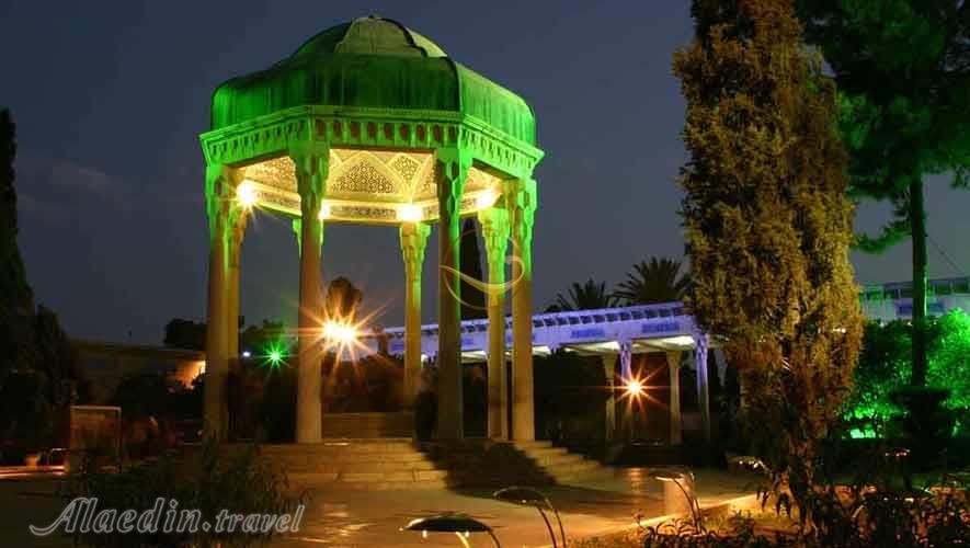 حافظیه در شب