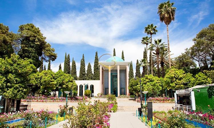 آرامگاه سعدی در شیراز
