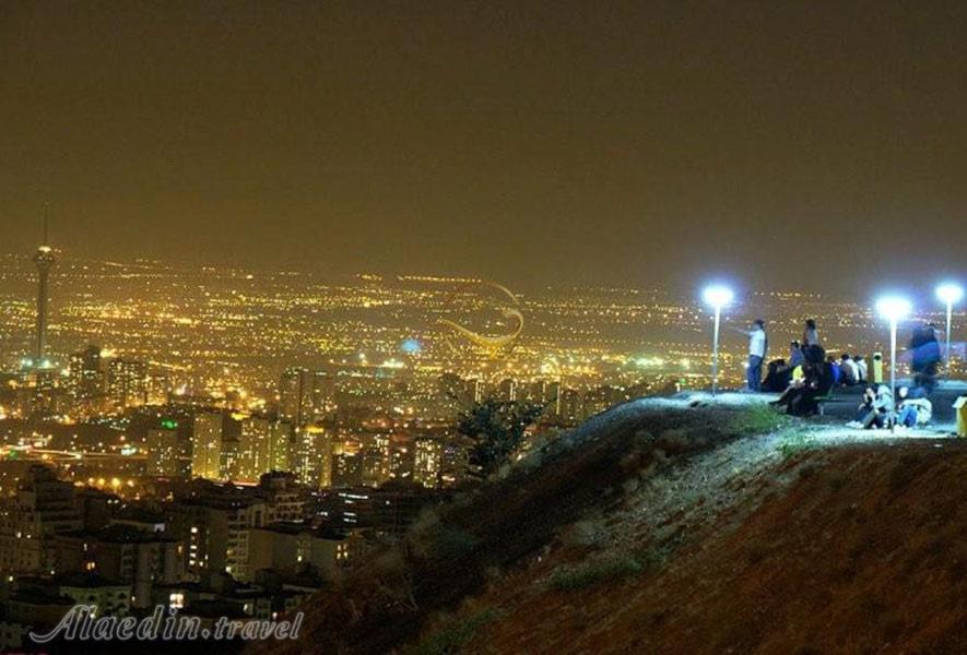 بام تهران 