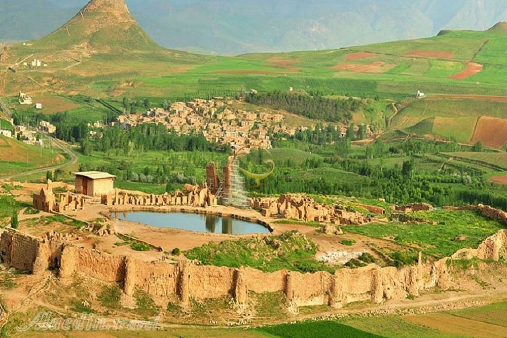 دریاچه تخت سلیمان تکاب