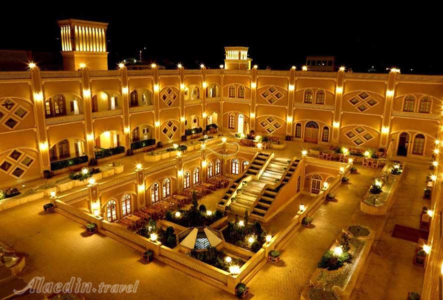 رستوران هتل داد یزد