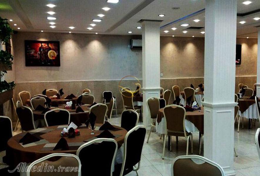 صبحانه رستوران نارمک مشهد