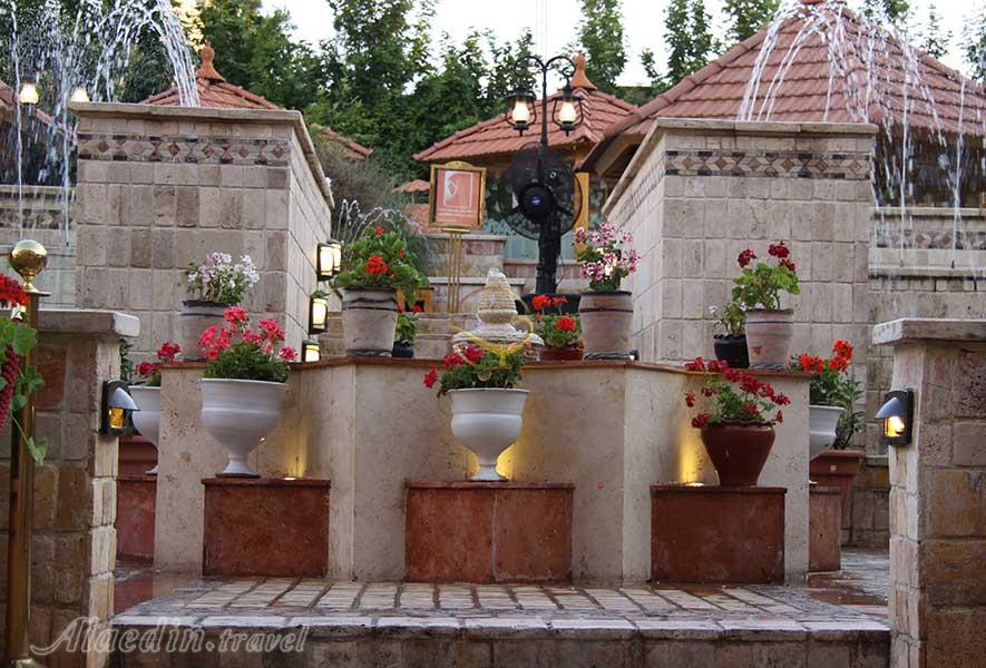 باغ هتل آبان مشهد