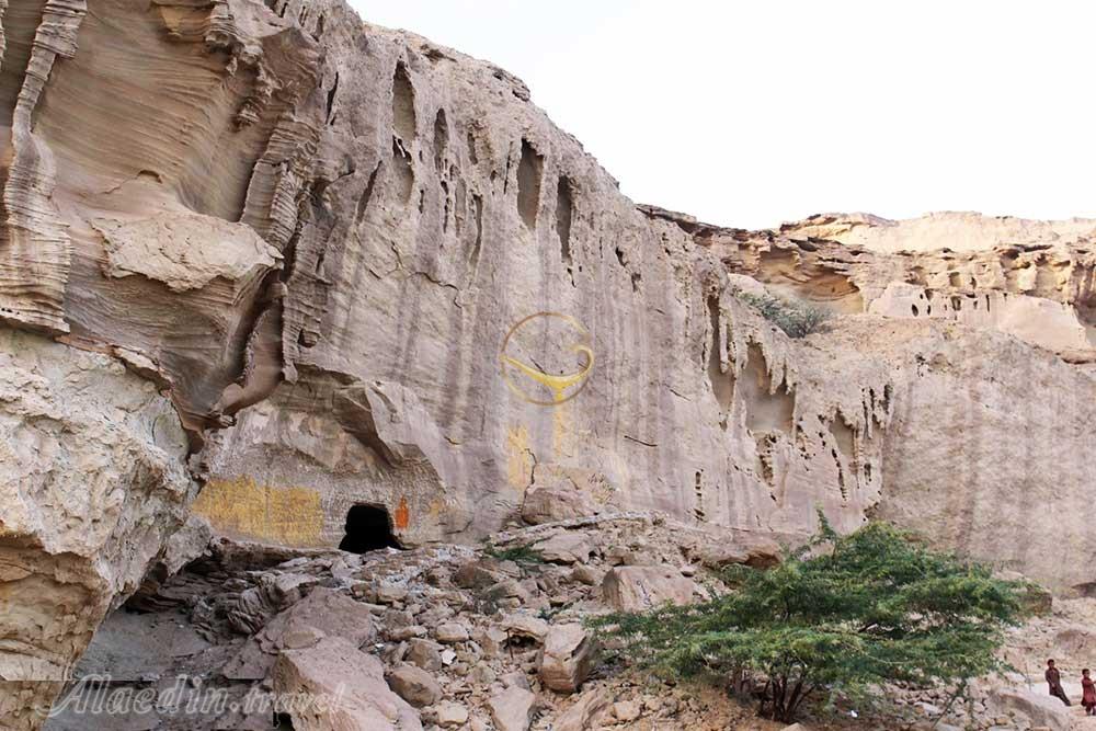 غارهای بان مسیتی در چابهار 