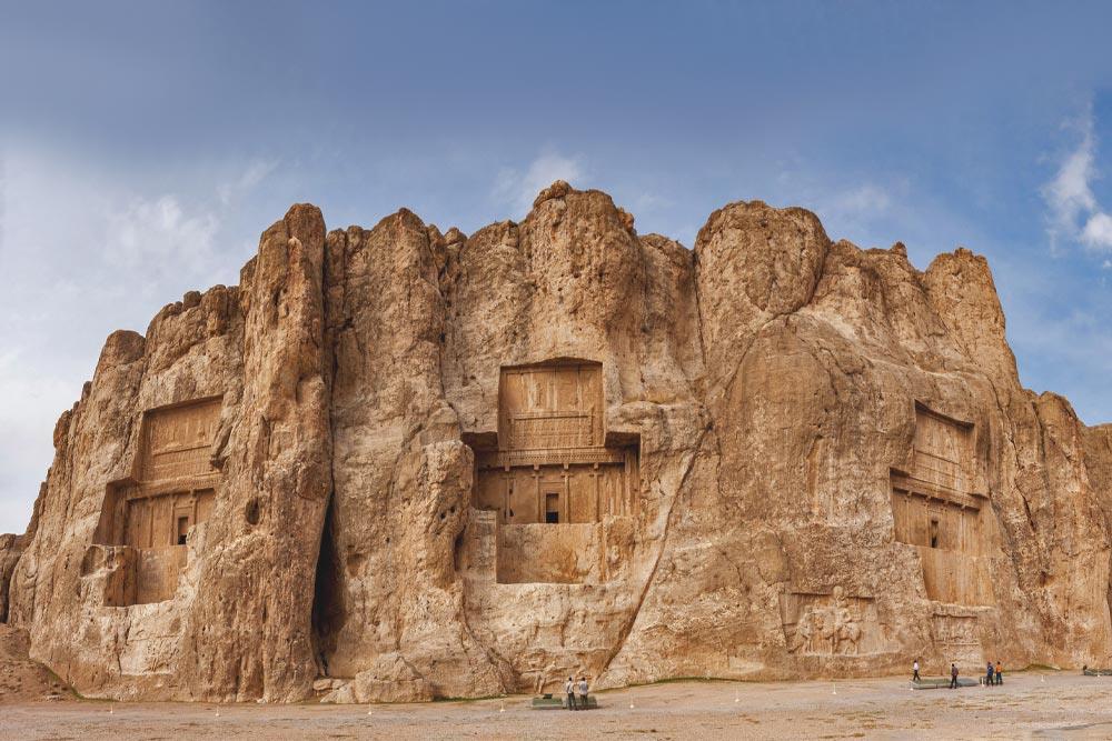 نقش رستم تخت جمشید شیراز - علالادین تراول