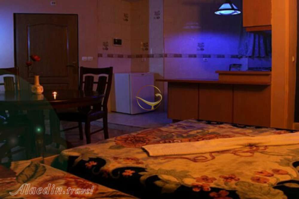 اتاق هتل مازرون قائمشهر | علاءالدین تراول