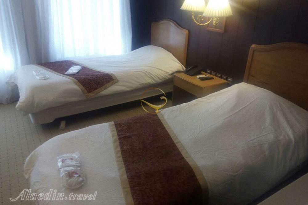 اتاق دو تخته هتل سه ستاره شادی هورامان | علاءالدین تراول