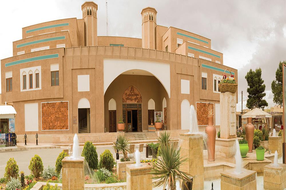 هتل پارسیان صفايیه | علاءالدین تراول