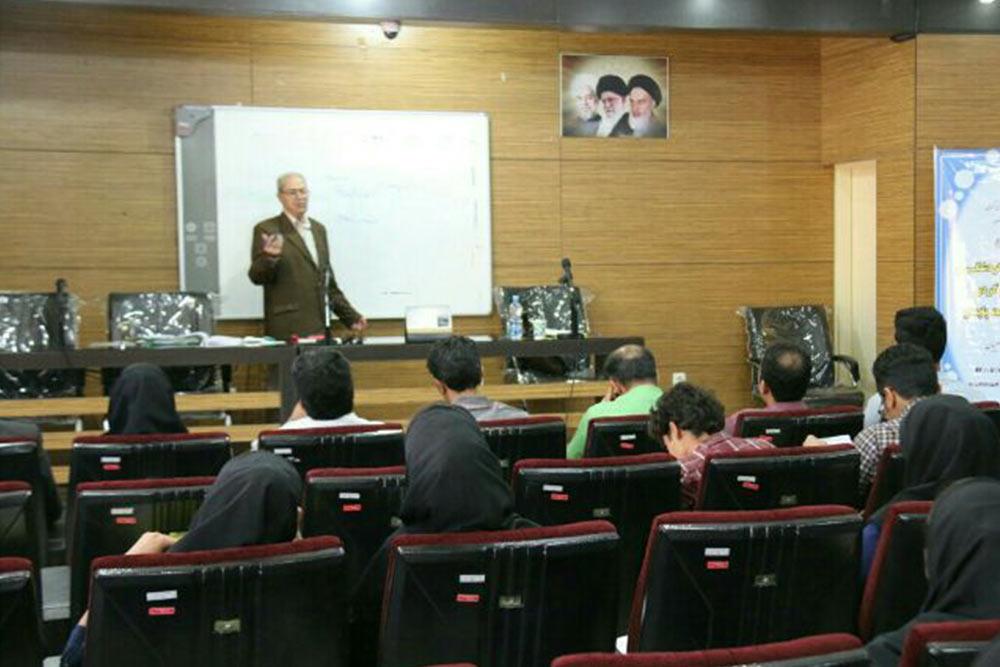 جلال نصیریان استاد آموزش گردشگری