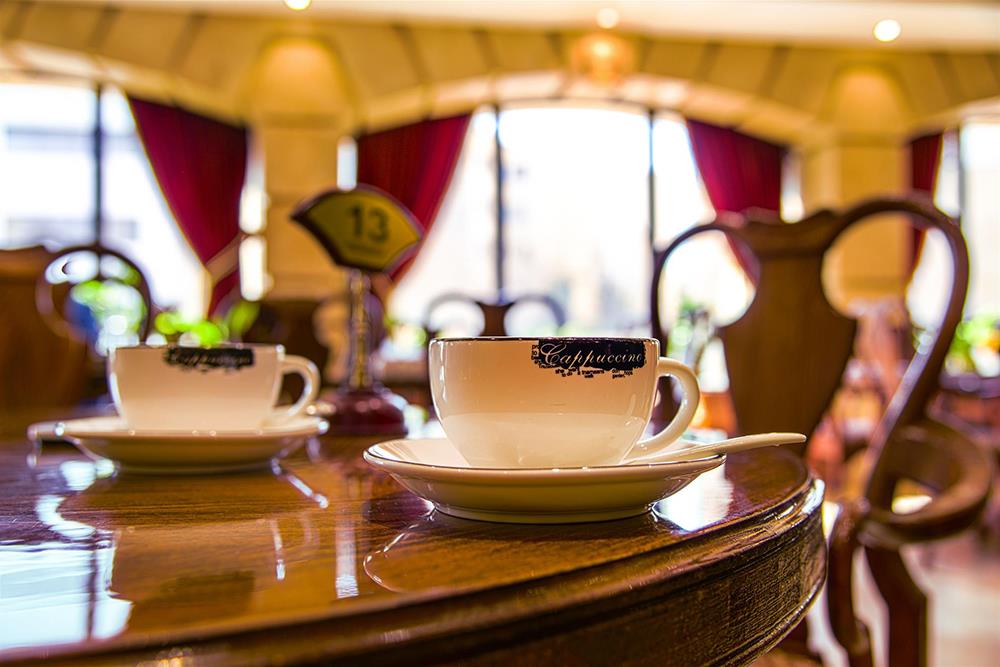 رستوران ارکیده میدان آرژانتین تهران | علاءالدین تراول