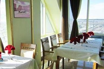 کافه رستوران ایتالیایی (25) هتل چمران شیراز | علاءالدین تراول