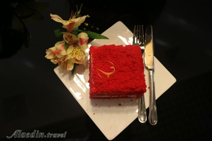 کافی شاپ هتل استقلال تهران | علاءالدین تراول