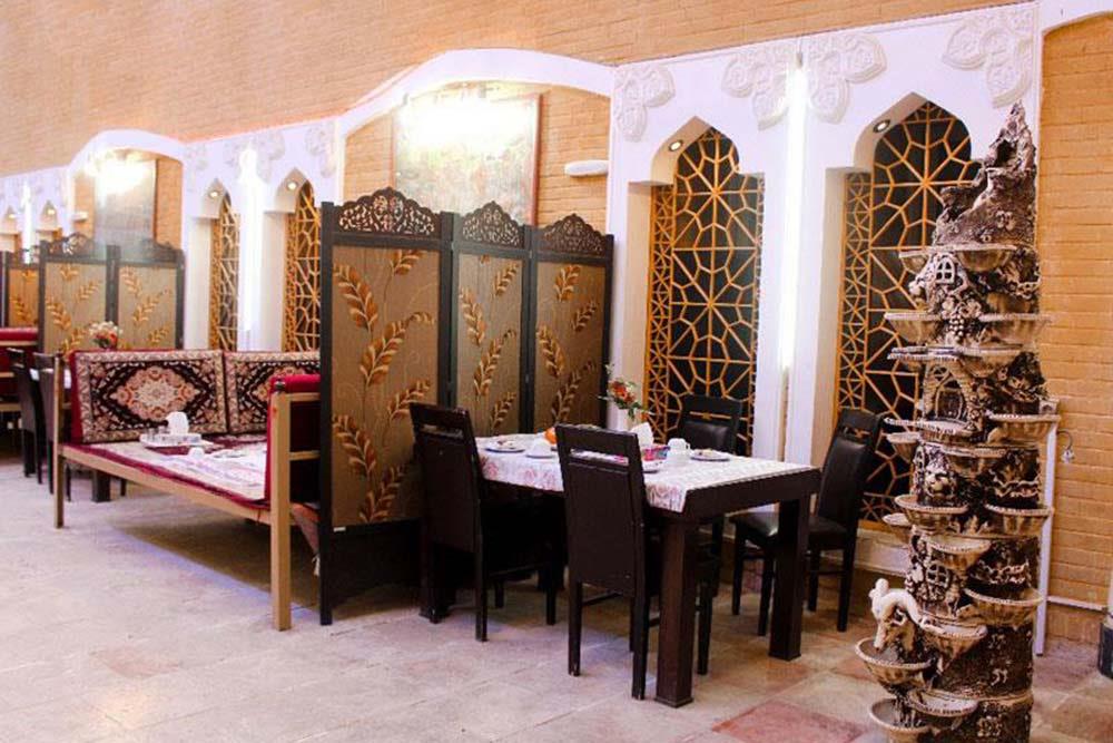 سفره خانه هتل نیشکر اهواز | علاءالدین تراول