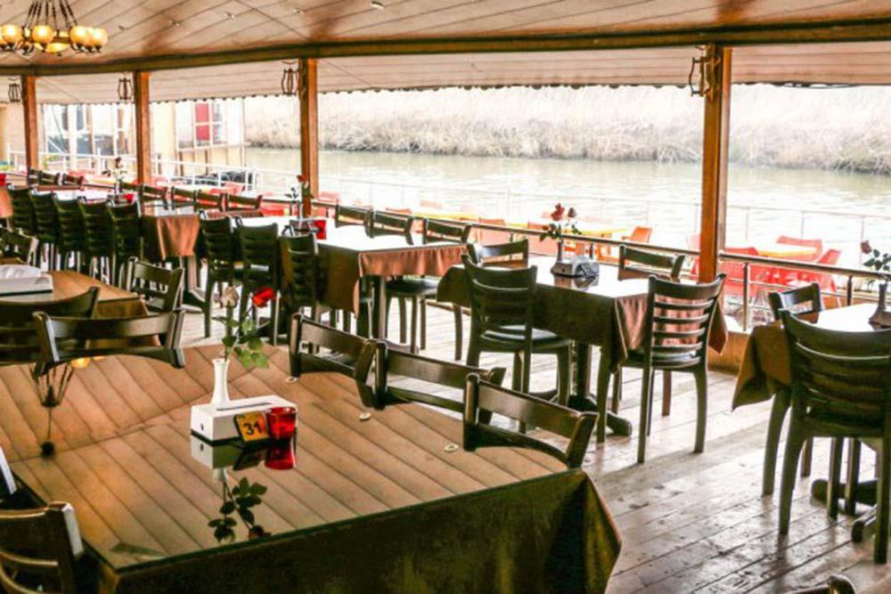 رستوران هتل بهشت تالاب انزلی | علاءالدین تراول