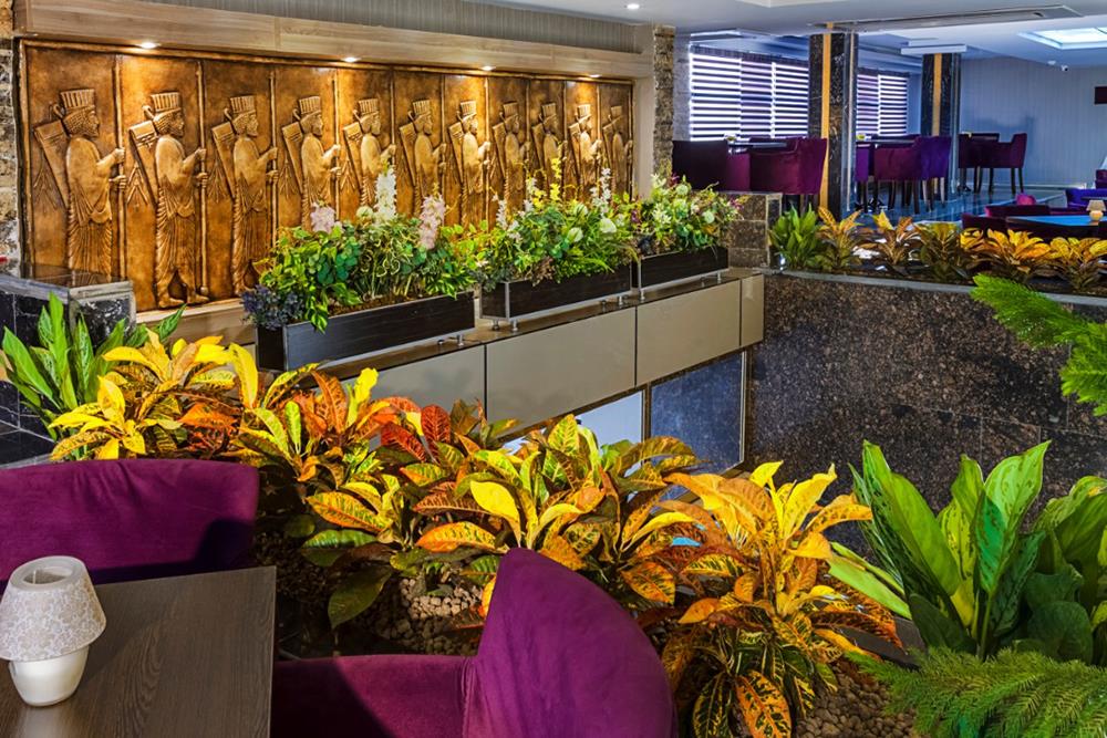 کافی شاپ هتل آرامیس تهران | علاءالدین تراول