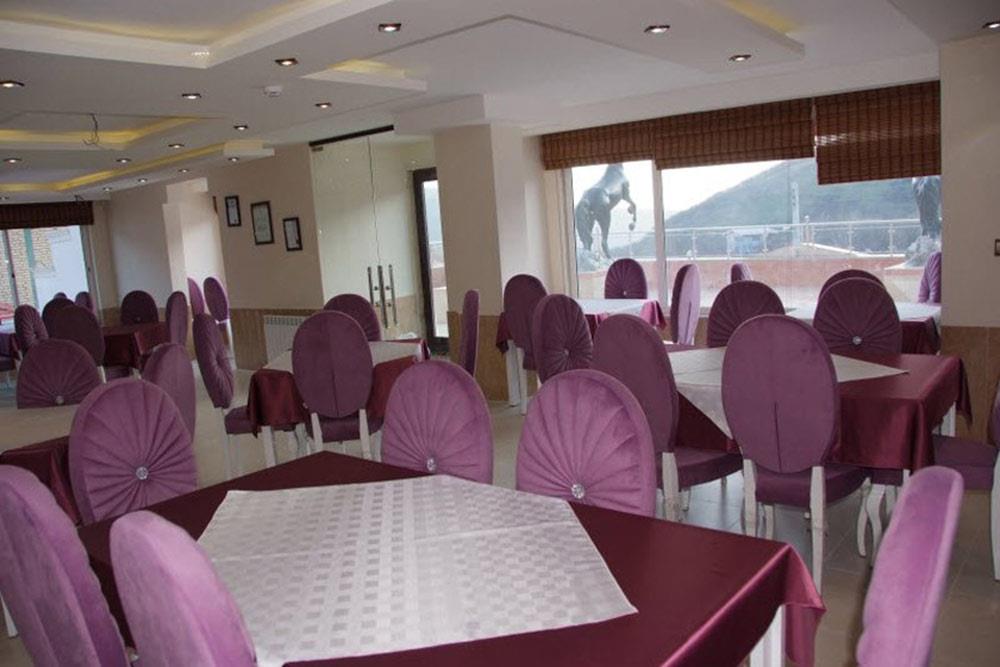 رستوران هتل پارلا آستارا | علاءالدین تراول