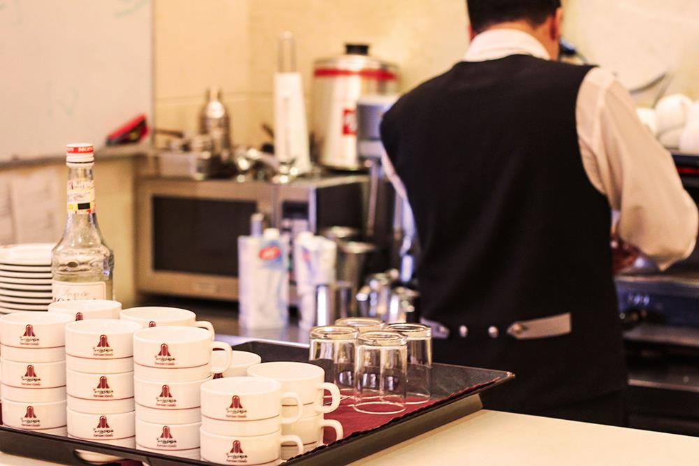 کافه ایتالیایی پرسیت هتل پارسیان آزادی | علاءالدین تراول