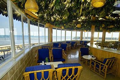 کافی شاپ ساحلی هتل هما بندرعباس
