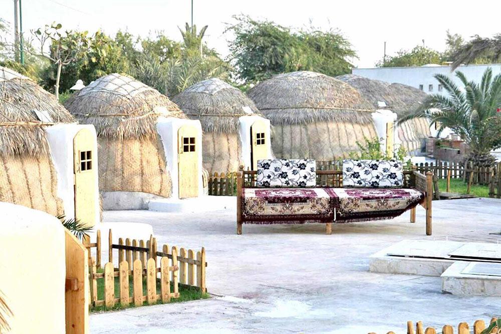 رستوران سنتی باغ نخل هتل هرمز بندرعباس | علاءالدین تراول