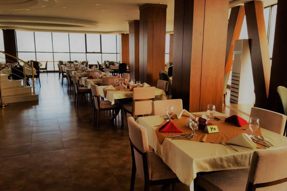 رستوران بام هتل هاله بانه | علاءالدین تراول